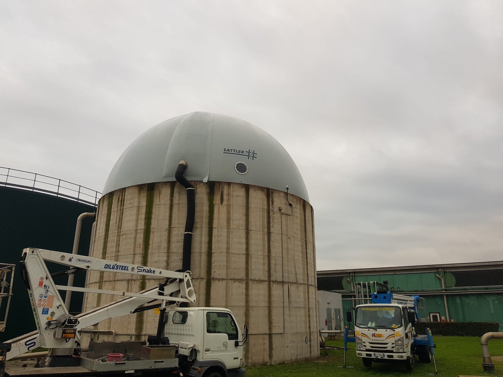 intervento con ns.mezzi per sostituzione gasometro presso ambyenta ( gruppo edison) pavia